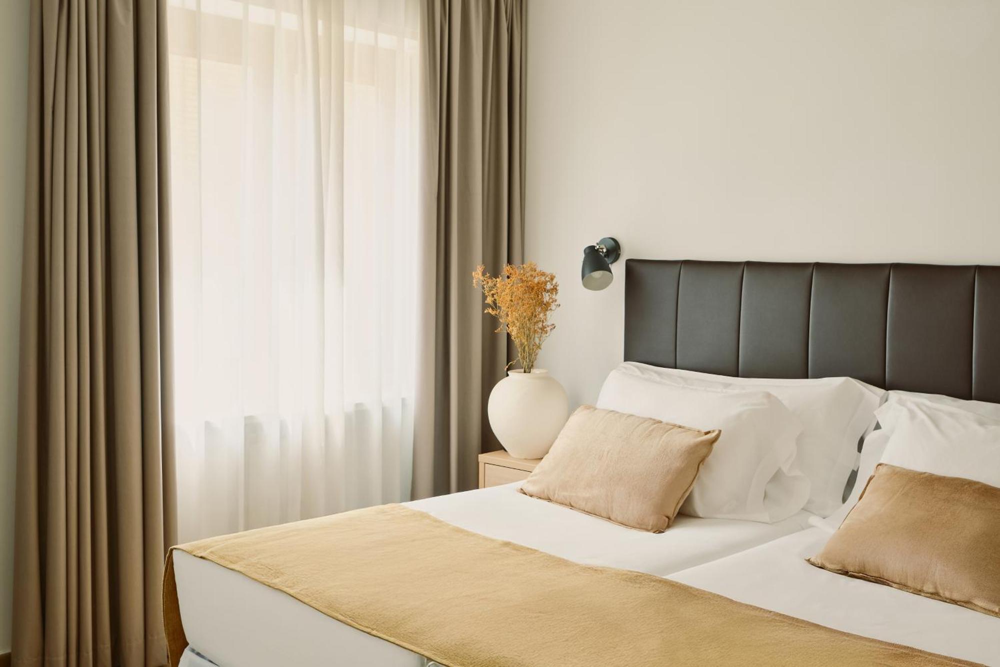 Double Room,1689933398:JPEG