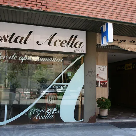 Hostal Acella-3